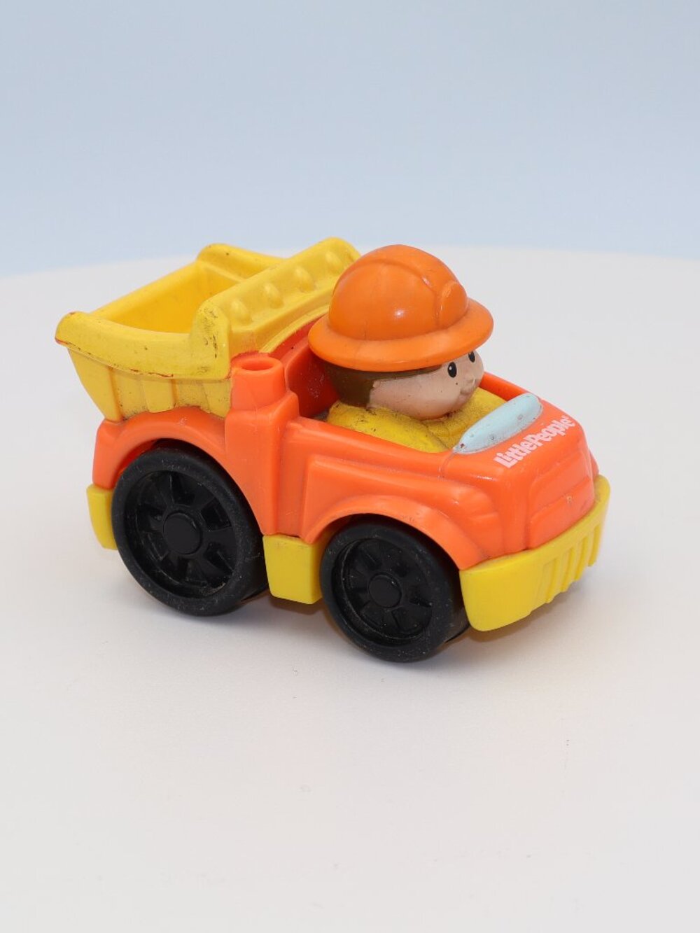 2009 Fisher-Price Little People Wheelies Construction Dump Truck